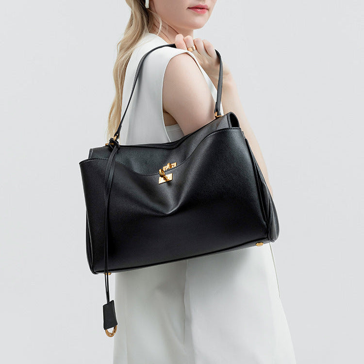 Ellie Handtasche