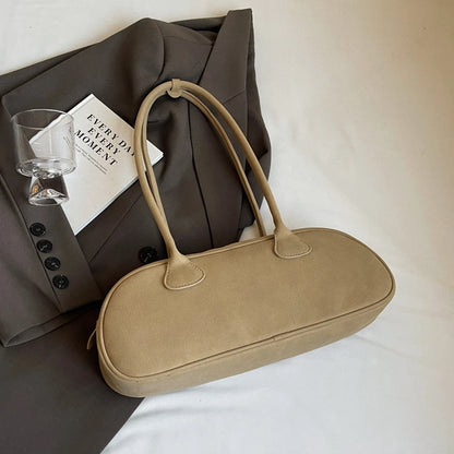 Cleo Schultertasche aus Wildleder