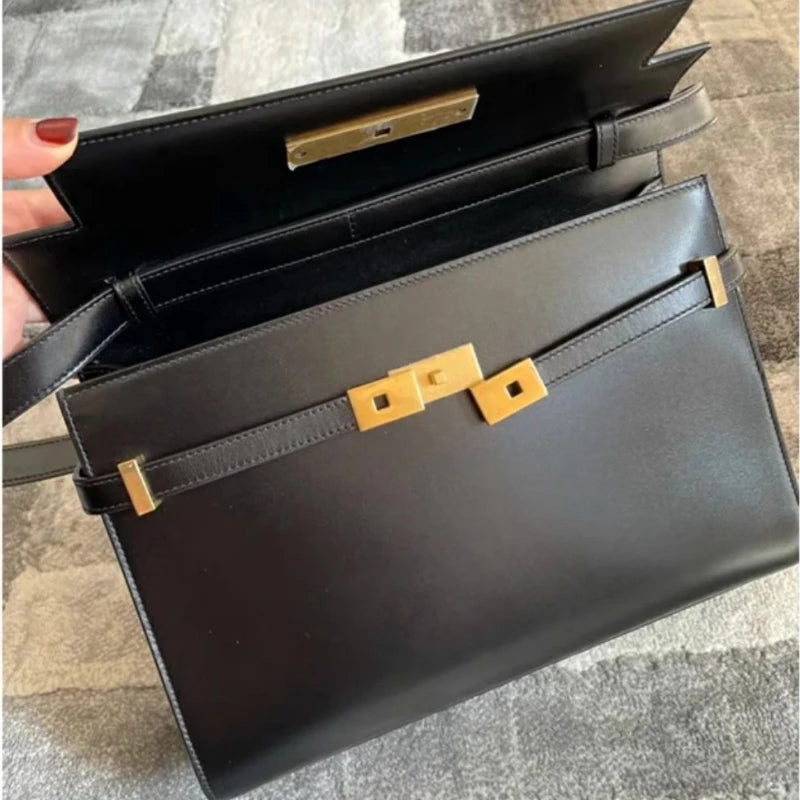 Christina Handtasche