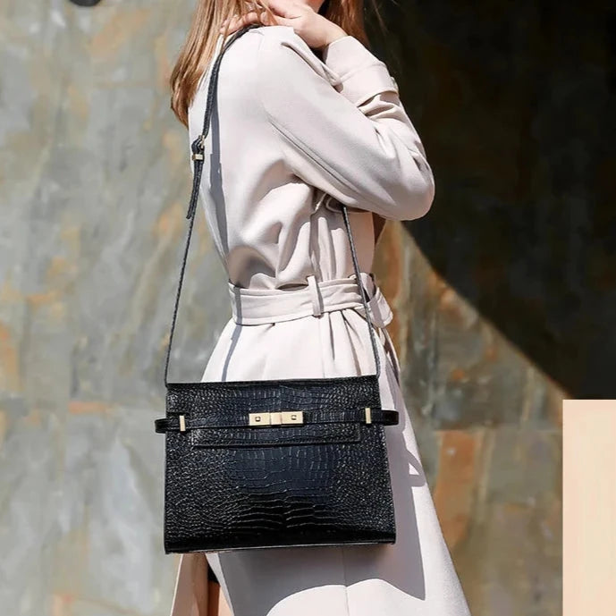 Christina Handtasche