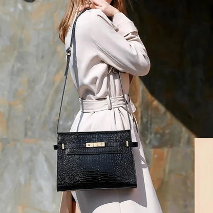 Christina Handtasche